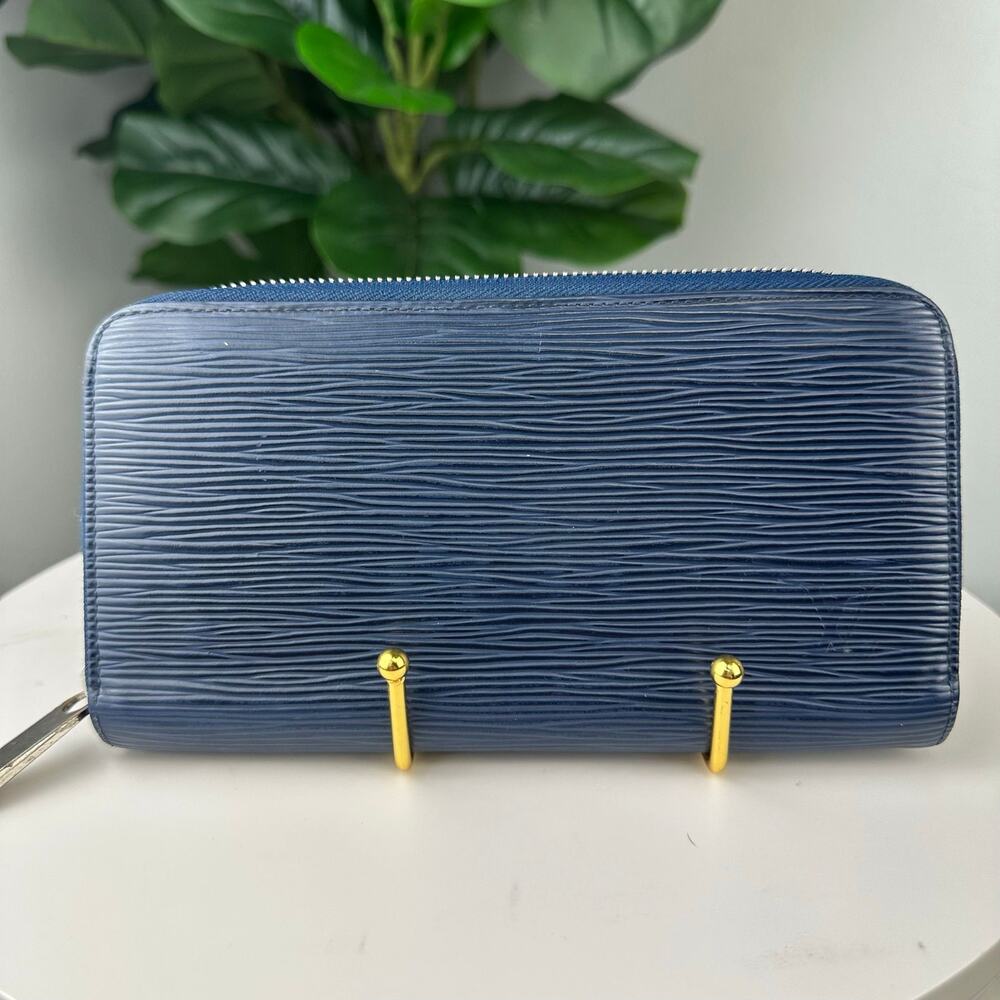 💎✨Authentic LOUIS VUITTON Epi Zippy Wallet Long Wallet Navy Blue